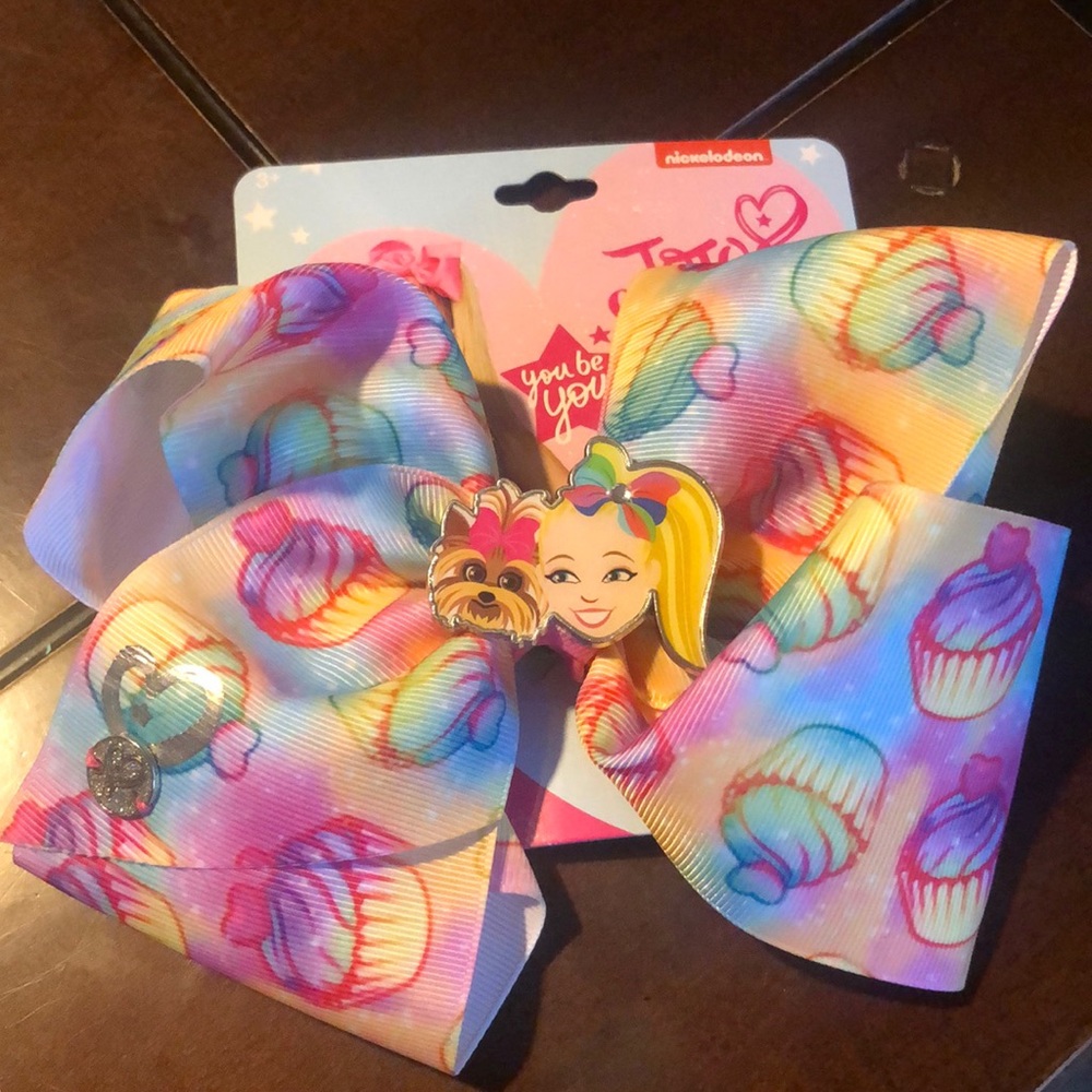 Jojo Siwa Bow